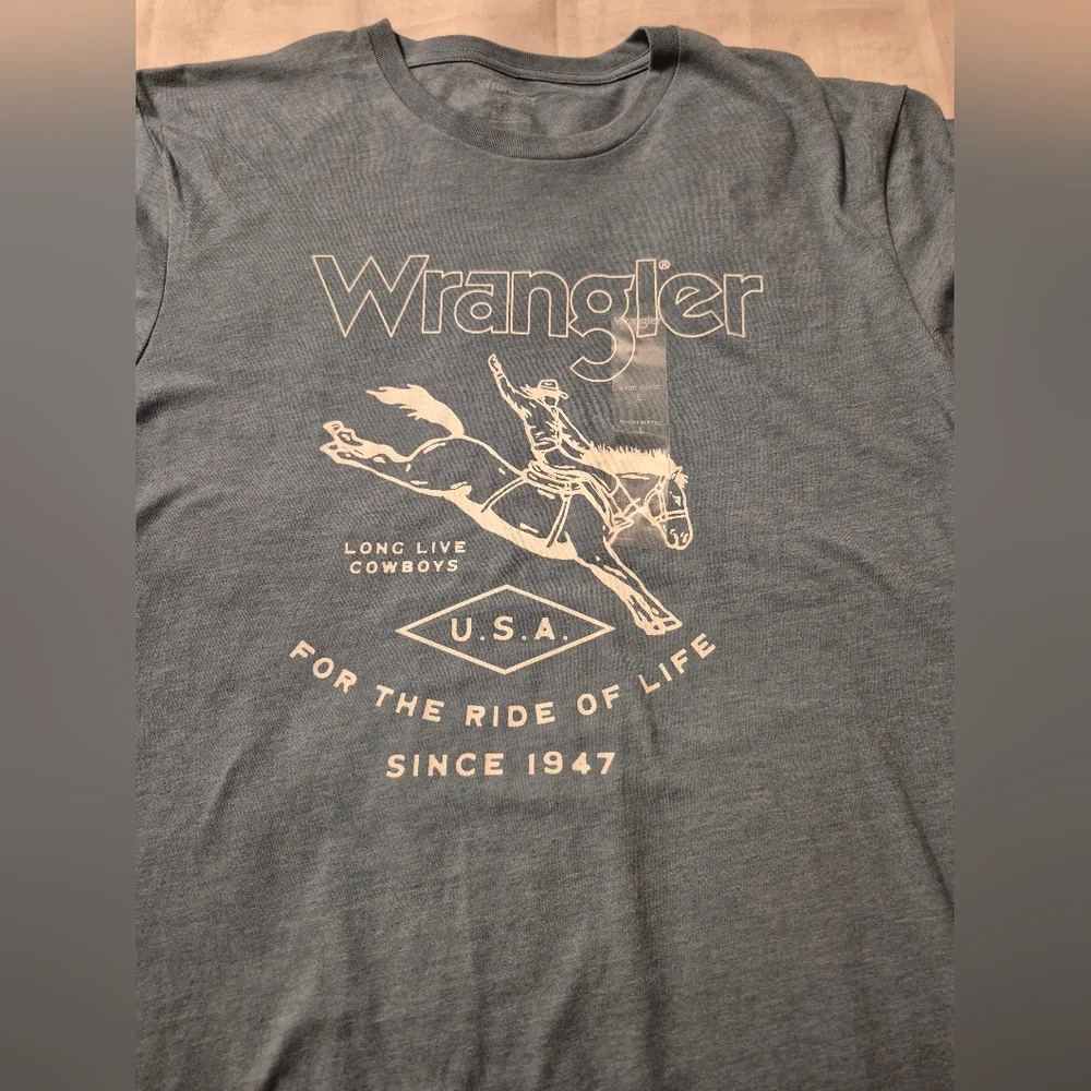 NWT Wrangler Large Charcoal Cowboy Rodeo Graphic Tee for Men - Picture 1 of 10